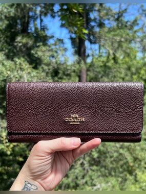 COACH VINTAGE Trifold Pebbled Leather Wallet Oxblood Brn/Purple w Gold Hardware